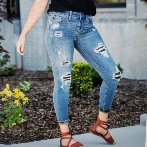 Judy Blue Skinny Fit Distressed Jeans Size 3 / 26 Stretch Denim Camo Details - Picture 13 of 14